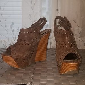 Platform wedges